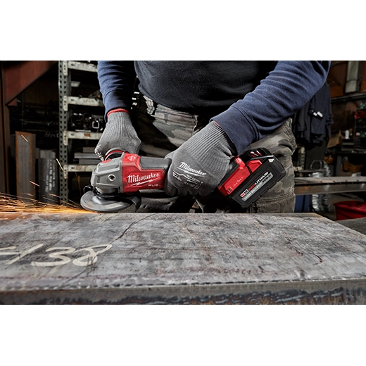 2882 - M18 FUEL™ 4-1/2" / 5" Braking Grinder with ONE-KEY™, Paddle Switch No-Lock