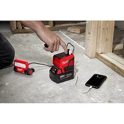 2846-20 - MILWAUKEE® M18™ TOP-OFF™ 175W Power Supply