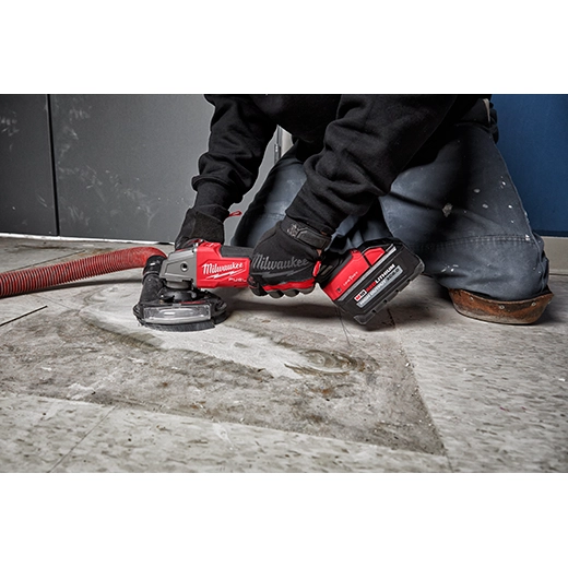 2882, 2882-20, 2882-22 - M18 FUEL™ 4-1/2" / 5" Braking Grinder with ONE-KEY™, Paddle Switch No-Lock