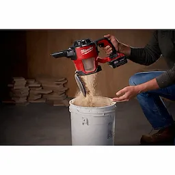 0882-20 - M18™ Compact Vacuum