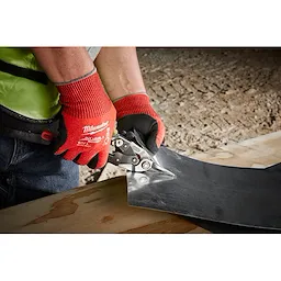 48-22-8947 - Cut Level 4 Nitrile Dipped Glove - L